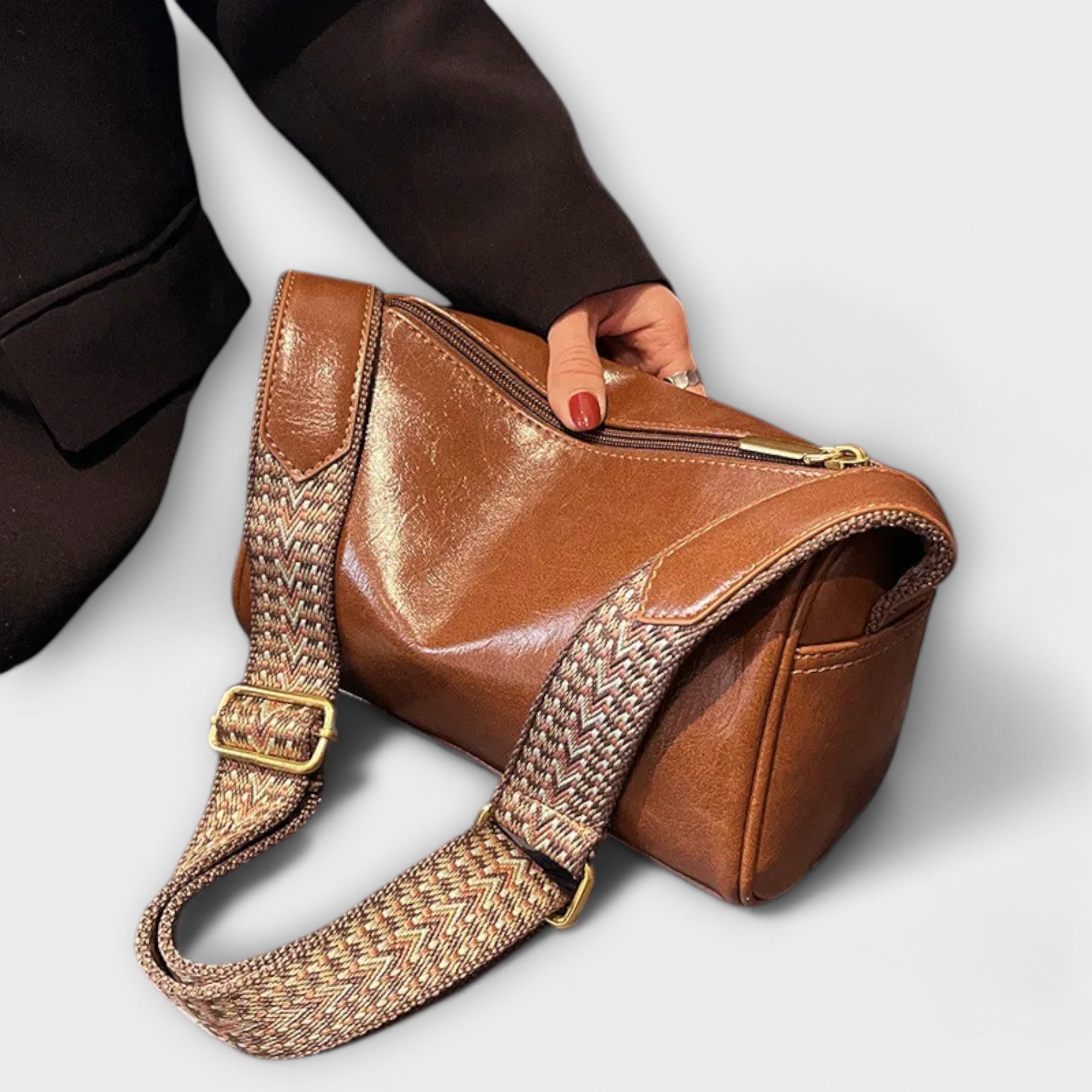 Emma - Vintage Crossbody Bag